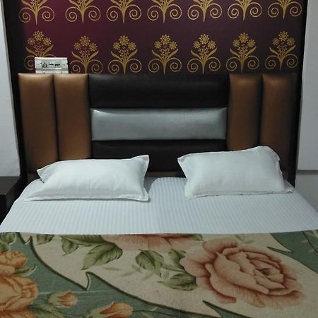 Hotel Euro International นิวเดลี ภายนอก รูปภาพ