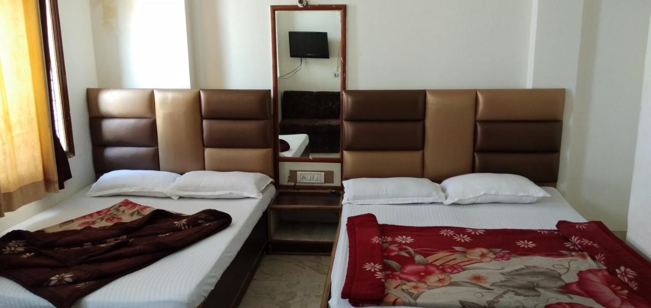 Hotel Euro International นิวเดลี ภายนอก รูปภาพ