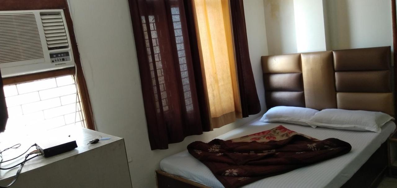 Hotel Euro International นิวเดลี ภายนอก รูปภาพ