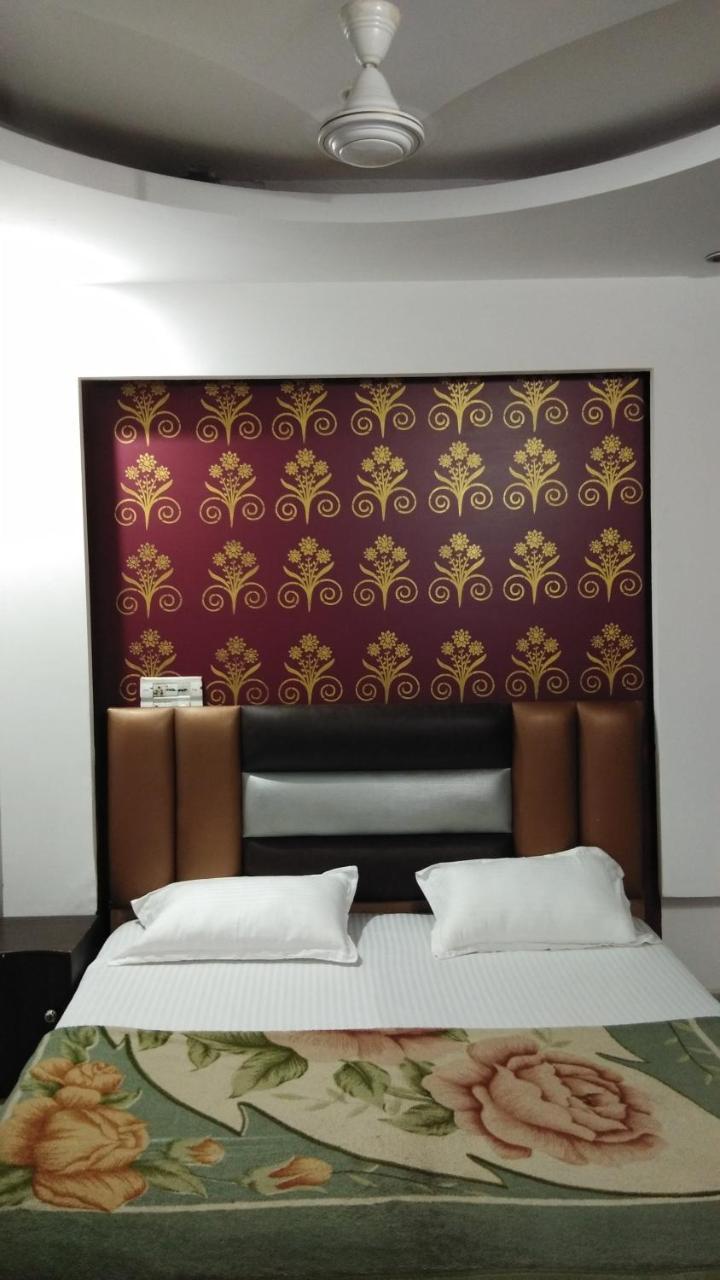 Hotel Euro International นิวเดลี ภายนอก รูปภาพ