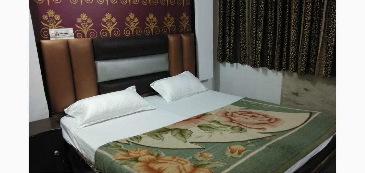 Hotel Euro International นิวเดลี ภายนอก รูปภาพ